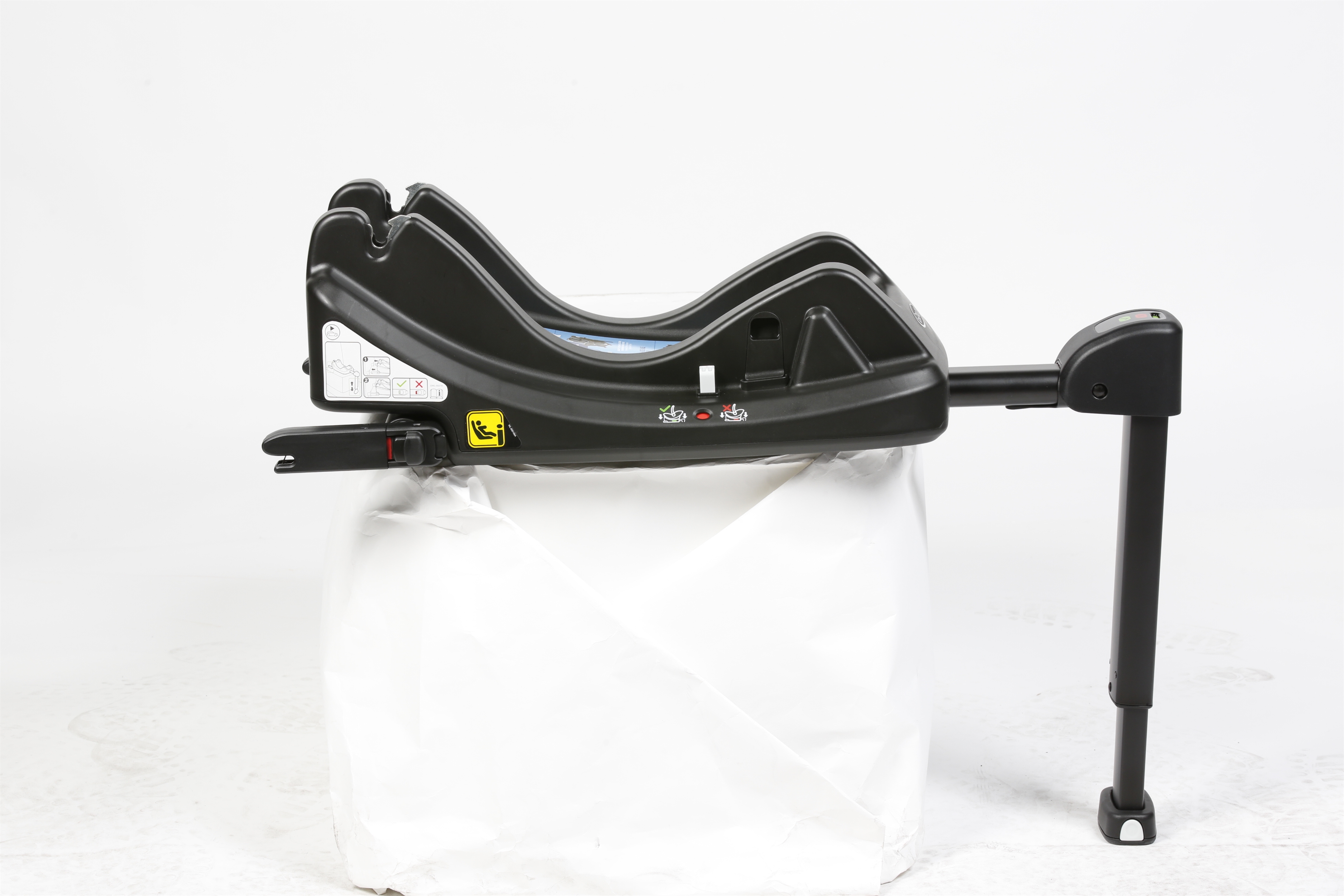 GRACO SNUGESSENTIALS + BASE ISOFAMILY