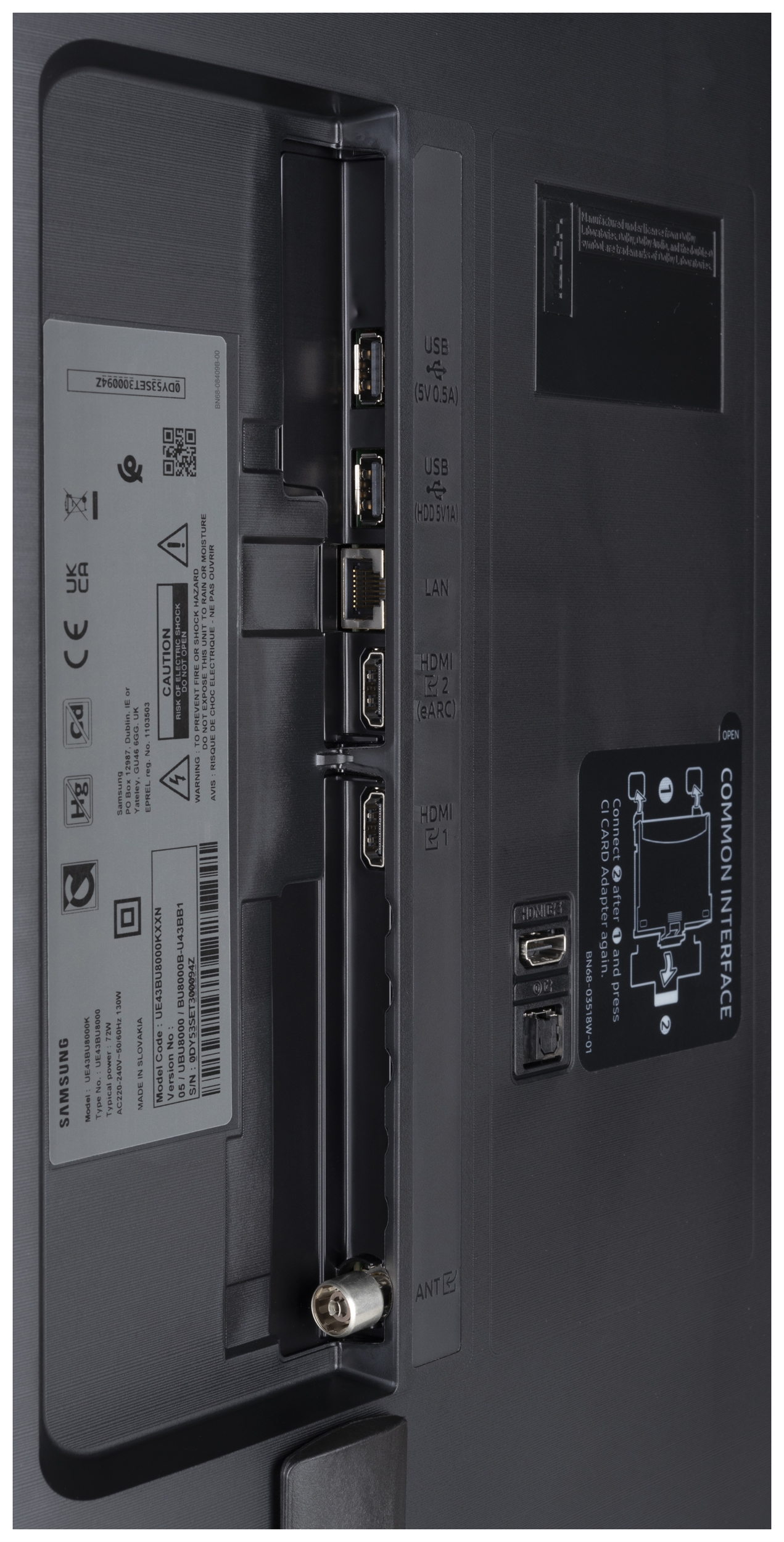 SAMSUNG UE43BU8000