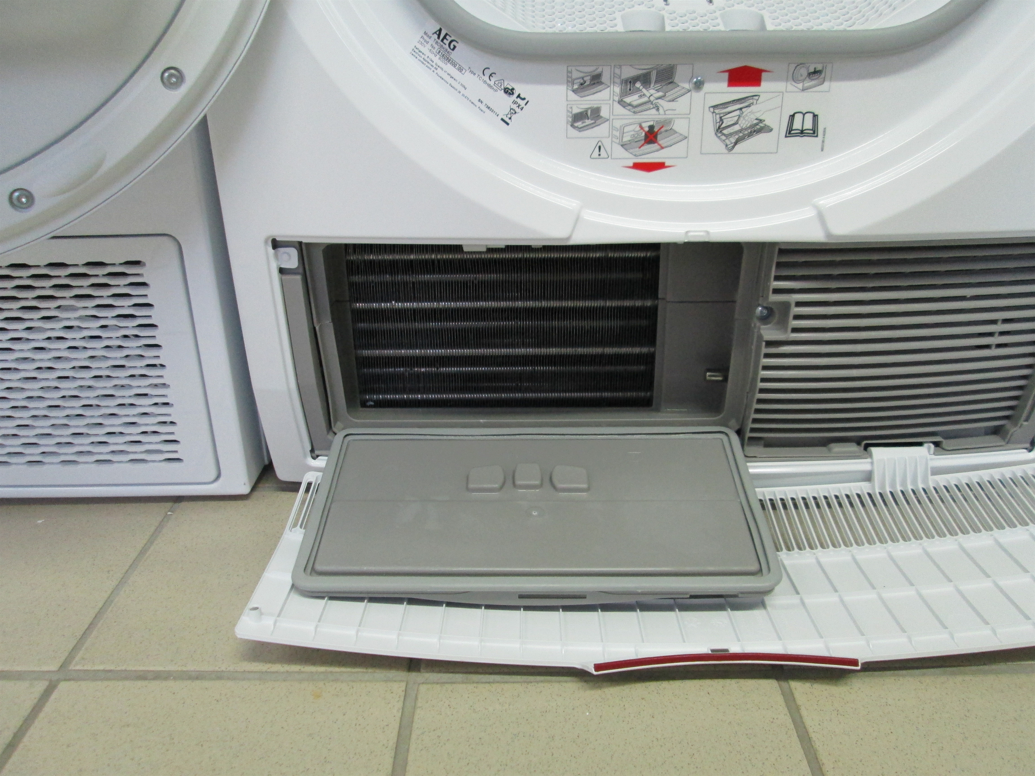 AEG T8DBK840