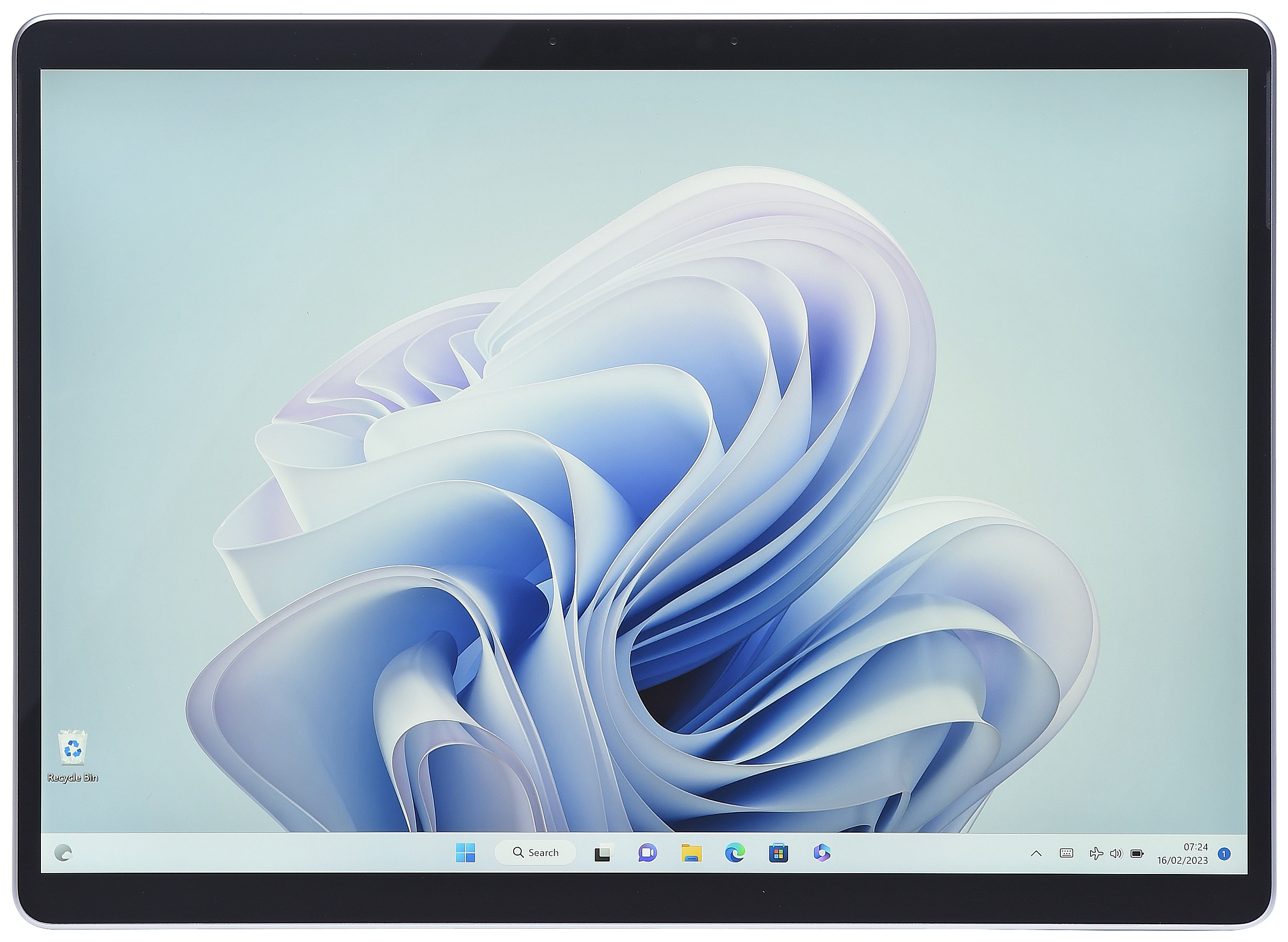 MICROSOFT SURFACE PRO 9 INTEL CORE I7 256 GB SSD 16GB RAM WITH SURFACE PRO KEYBOARD