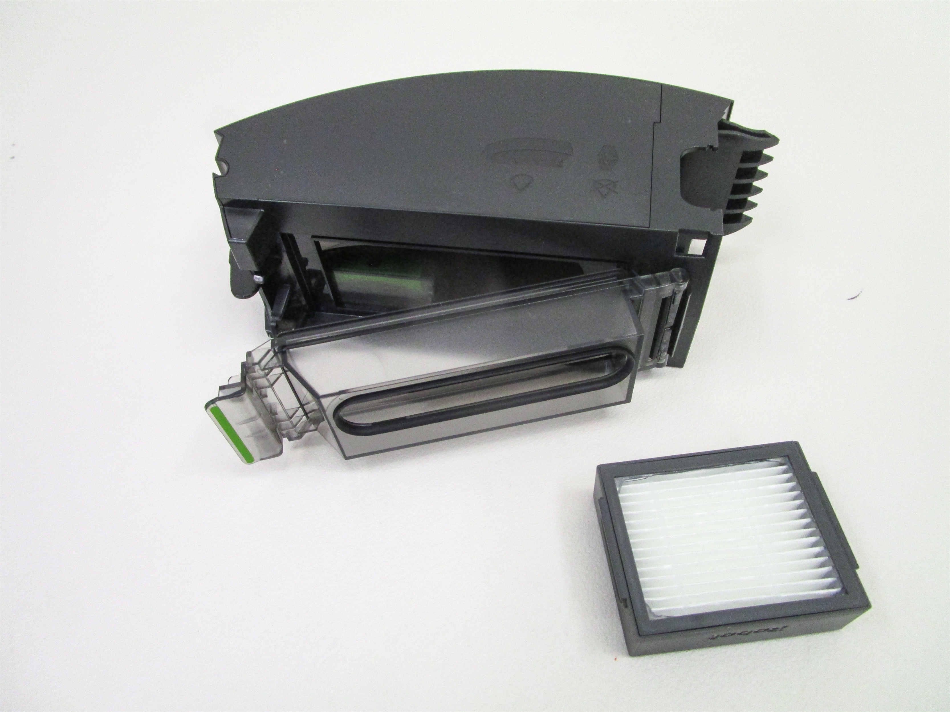 IROBOT ROOMBA I1+ I1556 40
