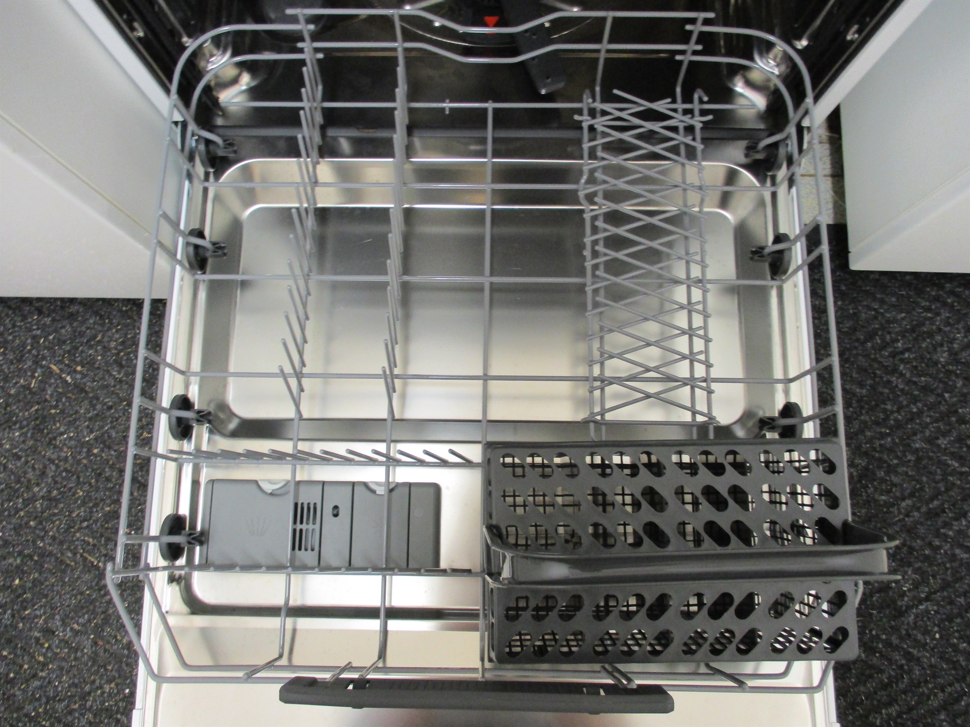 ELECTROLUX ESF5534LOW