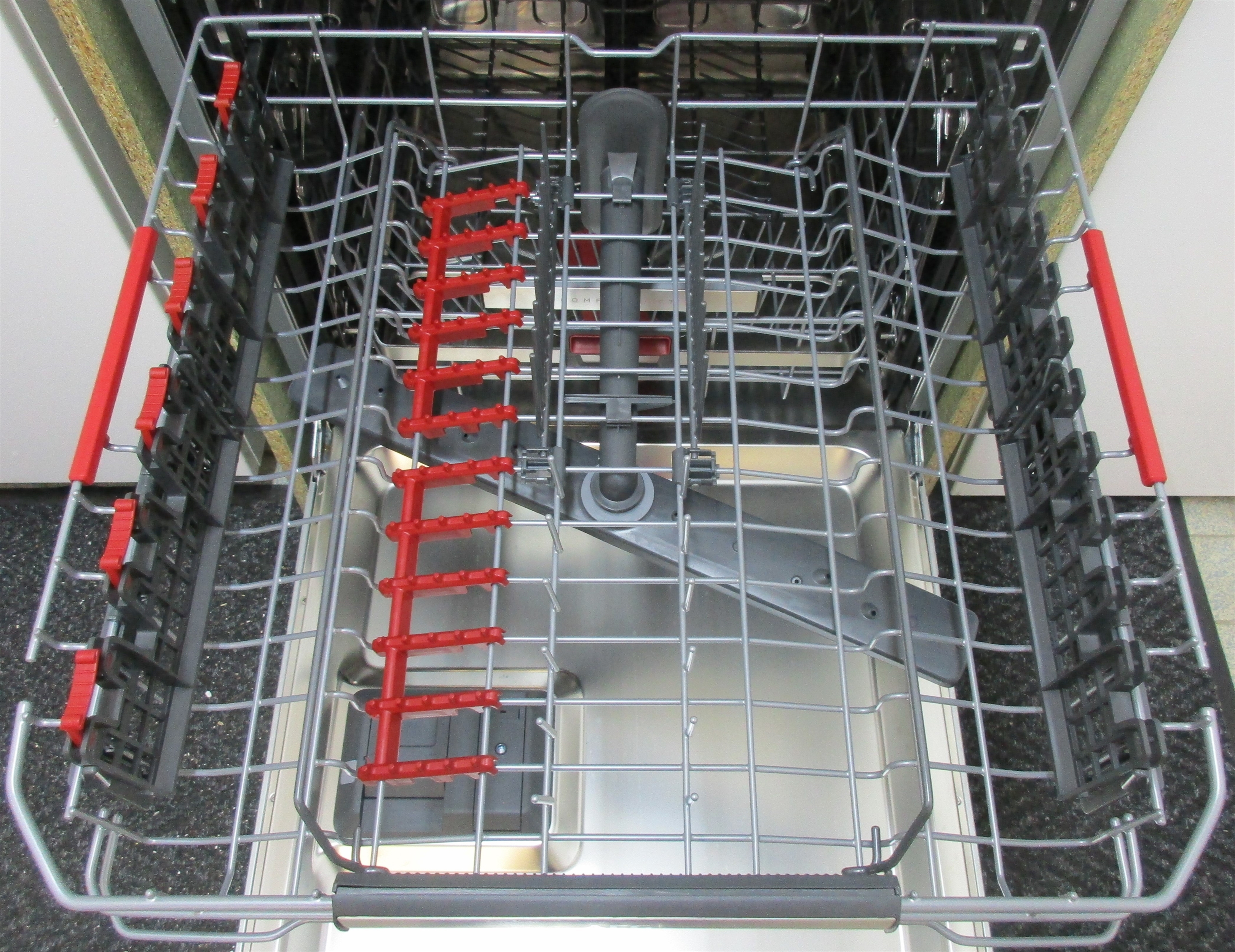 AEG FSE83847P