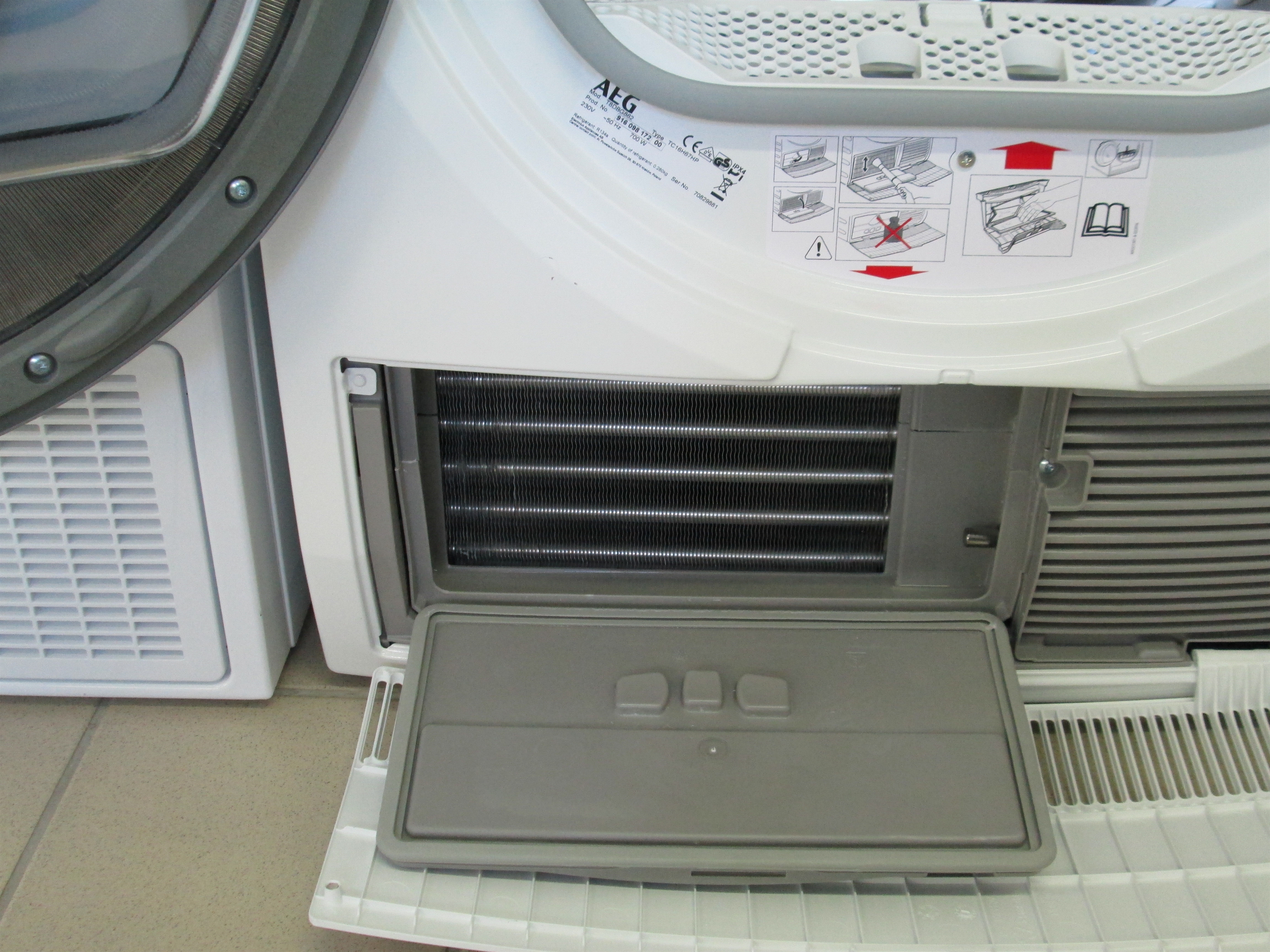 AEG T8DBG862