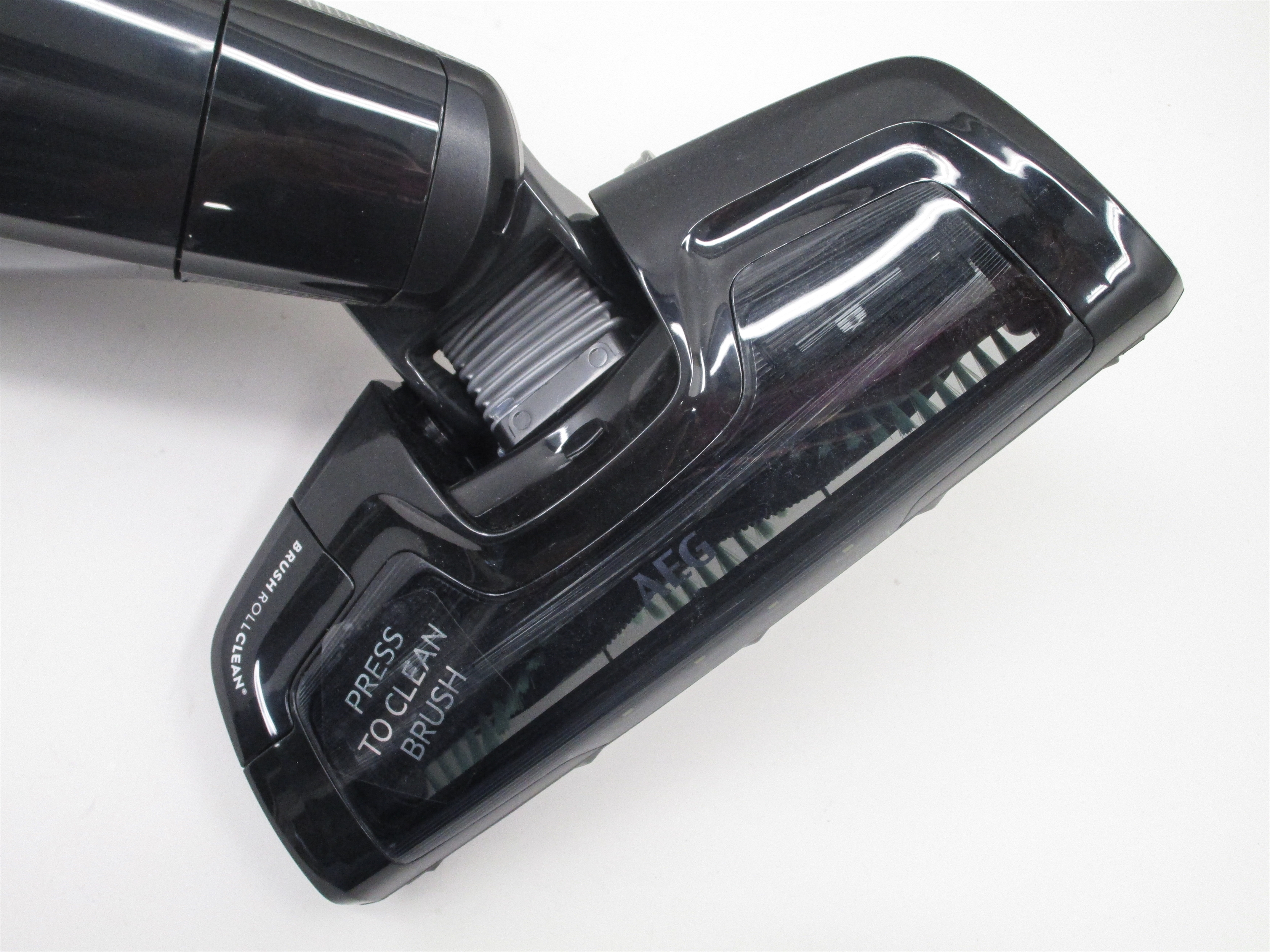 AEG CX8-2-80Ö (32.4)