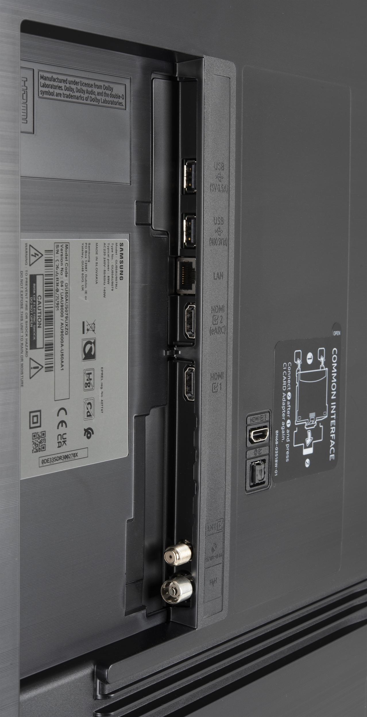 SAMSUNG UE50AU9005